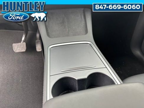 Used 2023 Tesla Model Y Long Range image 21