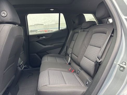 New 2026 Chevrolet Equinox LT w/ Safety and Technology Package AWD/4WD image 30