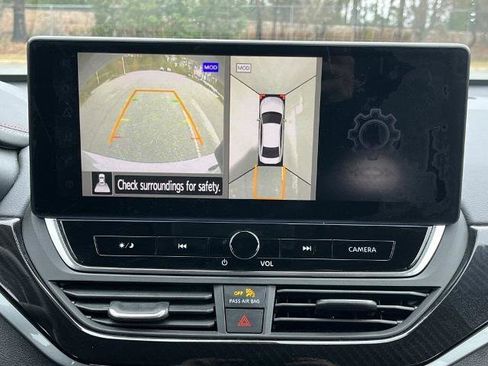 Certified 2024 Nissan Altima 2.0 SR image 3