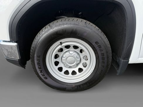 Used 2023 GMC Sierra 1500 Pro w/ Pro Value Package image 9