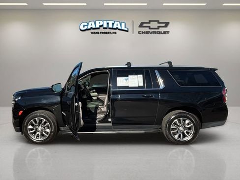 Used 2021 Chevrolet Suburban LT w/ Rear Media and Nav Package image 13