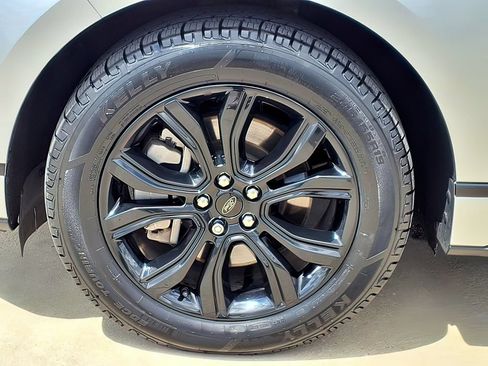 Used 2023 Ford Edge SE w/ Black Appearance Package AWD/4WD image 21