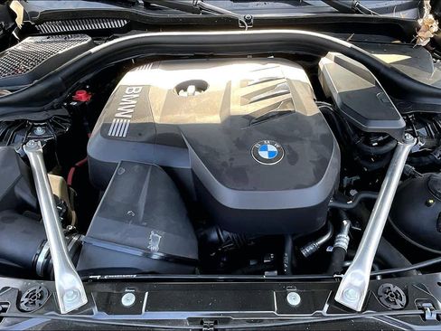 Used 2025 BMW 530i image 30