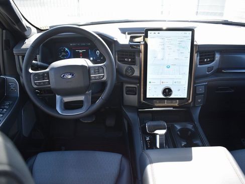 Used 2025 Ford F150 Lightning Lariat AWD/4WD image 16
