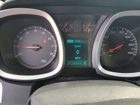 Used 2015 Chevrolet Equinox LT w/ Driver Convenience Package FWD image 8