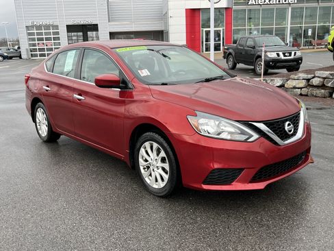 Used 2018 Nissan Sentra SV image 1