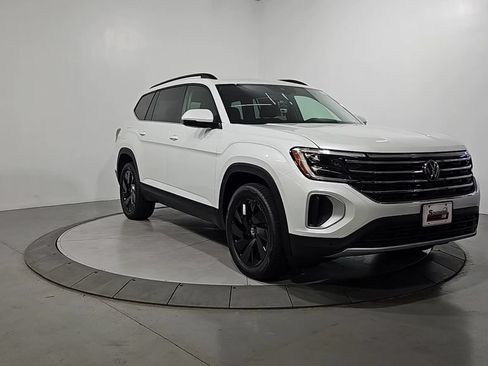 New 2026 Volkswagen Atlas SE AWD/4WD image 7
