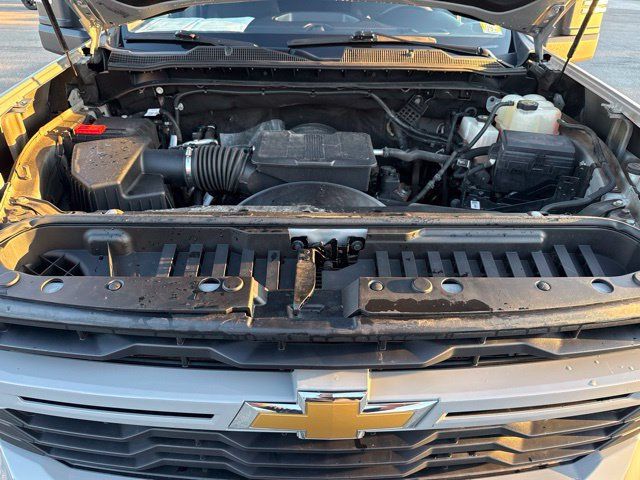 Used 2025 Chevrolet Silverado 2500 Custom w/ Custom Value Package AWD/4WD image 29