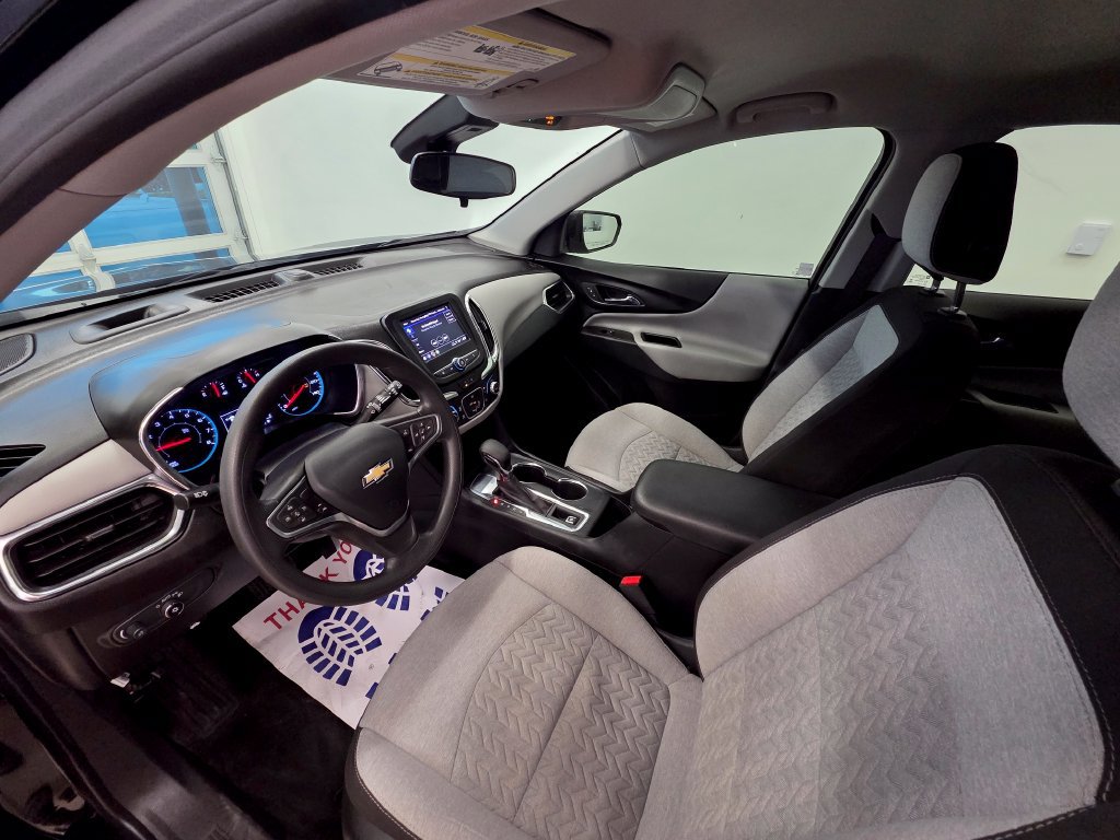 Used 2023 Chevrolet Equinox LS FWD image 11