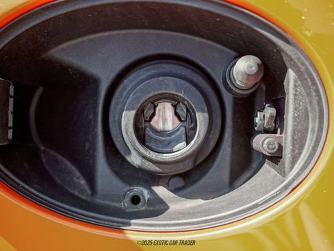 Used 2019 McLaren 570S Spider image 59