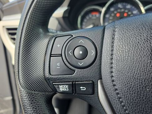 Used 2015 Toyota Corolla LE FWD image 20