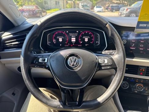 Used 2019 Volkswagen Jetta SEL Premium FWD image 22