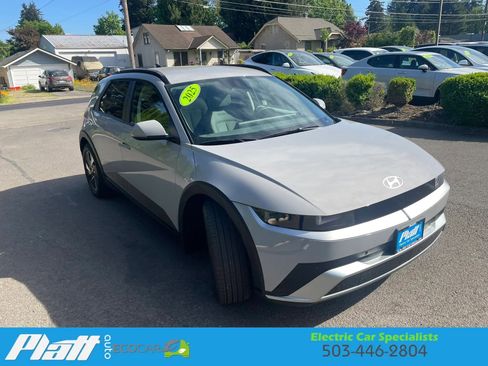 Used 2025 Hyundai Ioniq 5 SEL AWD/4WD image 16