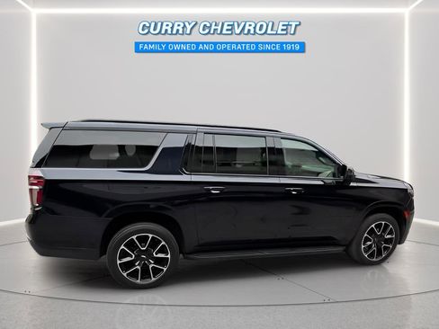 Used 2023 Chevrolet Suburban RST w/ Luxury Package AWD/4WD image 14