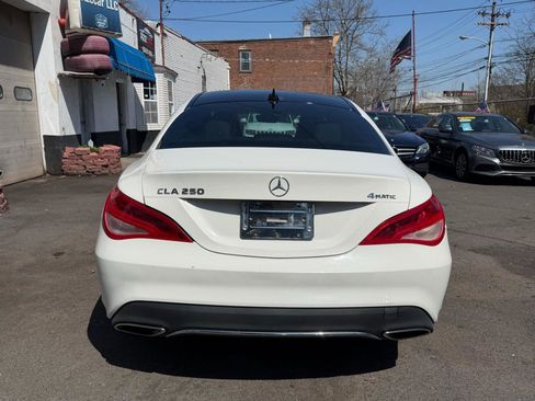 Used 2018 Mercedes-Benz CLA 250 4MATIC image 11