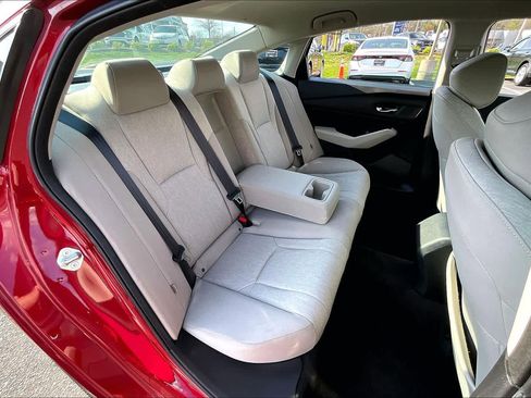 Used 2023 Honda Accord LX image 19