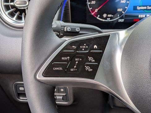 New 2026 Mercedes-Benz GLB 250 image 20