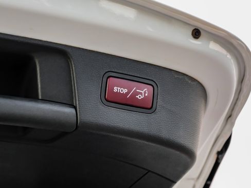 Used 2019 Mercedes-Benz GLA 250 w/ Convenience Package image 56