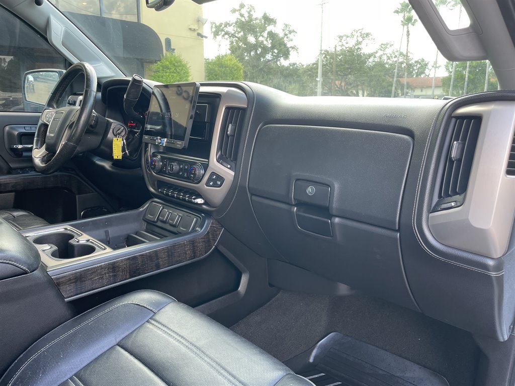 Used 2015 GMC Sierra 2500 Denali w/ Duramax Plus Package AWD/4WD image 14