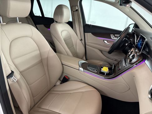 Certified 2022 Mercedes-Benz GLC 300 4MATIC image 31