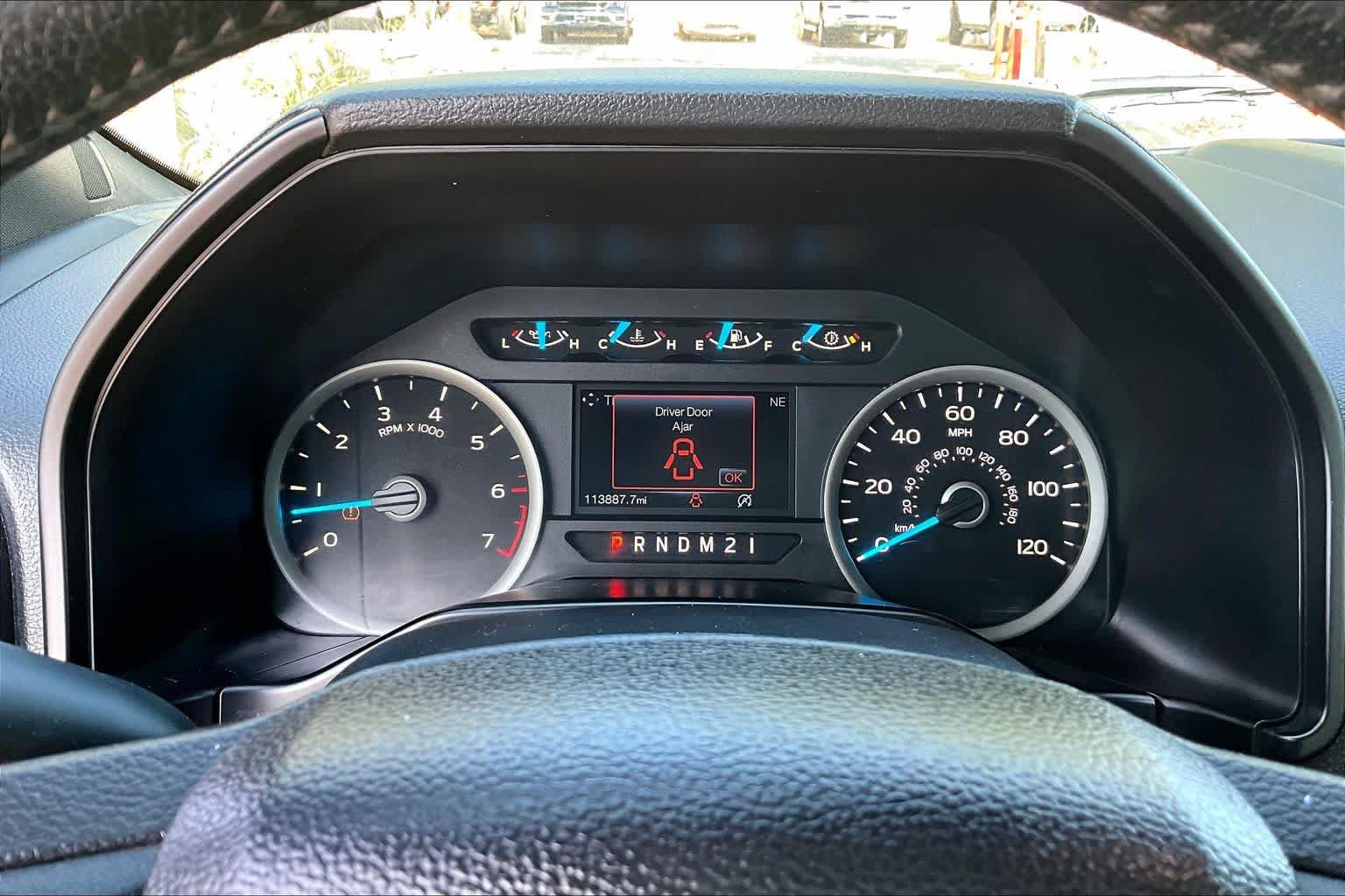 Used 2016 Ford F150 XLT w/ Equipment Group 302A Luxury RWD image 24