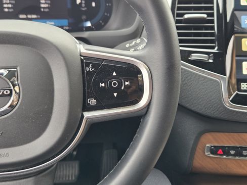 Used 2023 Volvo XC90 B6 Plus w/ Protection Package AWD/4WD image 27