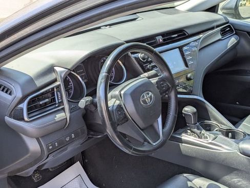 Used 2019 Toyota Camry SE w/ Carpet Mat Package FWD image 14