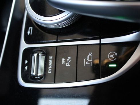 Used 2017 Mercedes-Benz E 300 image 20