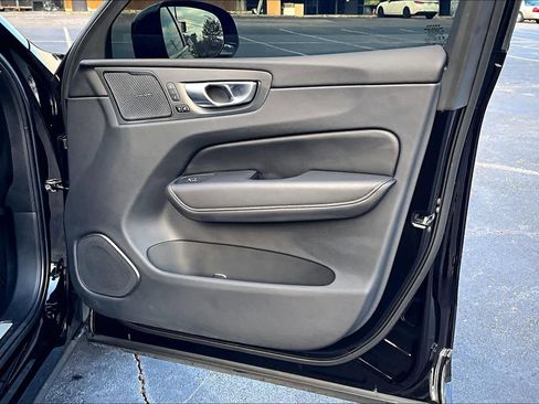 Used 2024 Volvo XC60 T8 Ultimate image 22