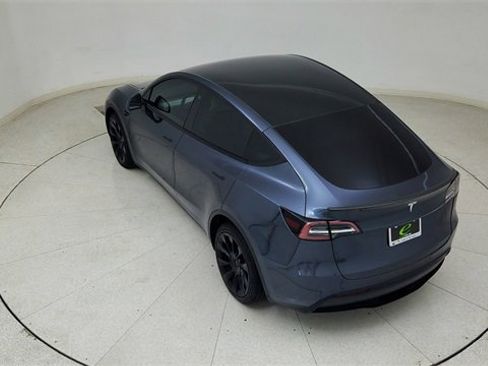 Used 2021 Tesla Model Y Long Range image 82
