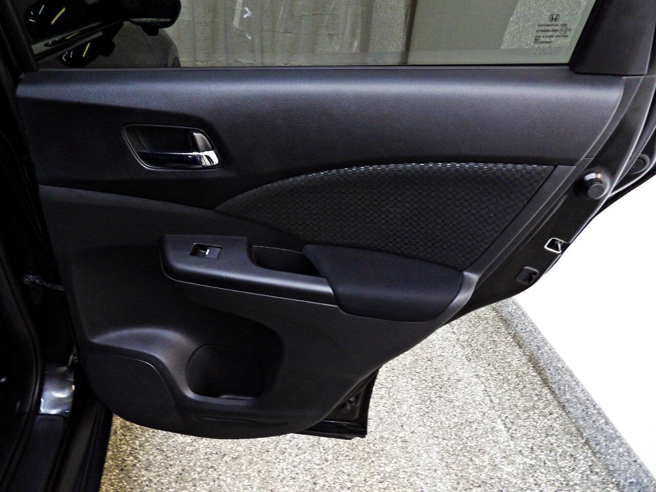Used 2015 Honda CR-V EX image 12