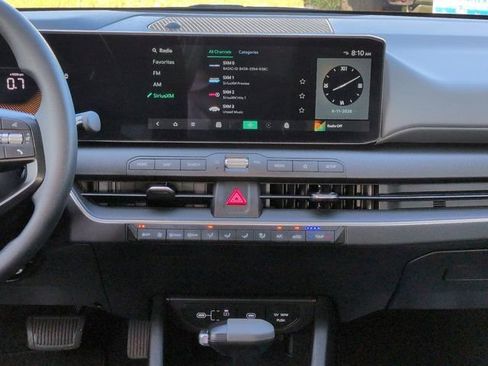 Used 2025 Kia K4 FWD image 16