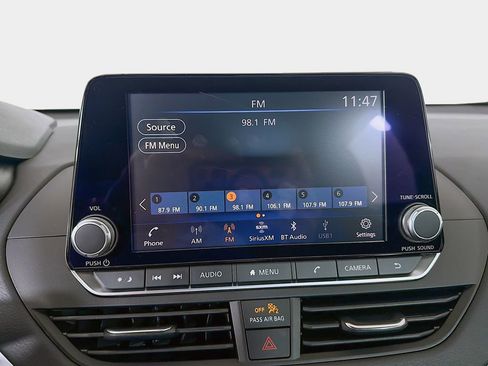 Used 2022 Nissan Altima 2.5 SV AWD/4WD image 30