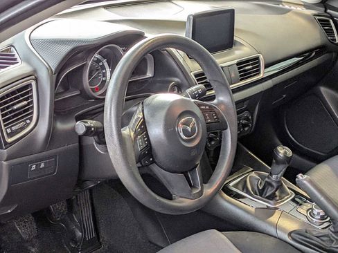 Used 2016 MAZDA MAZDA3 i Sport image 2