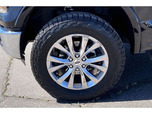 Used 2016 Ford F150 Lariat AWD/4WD image 9