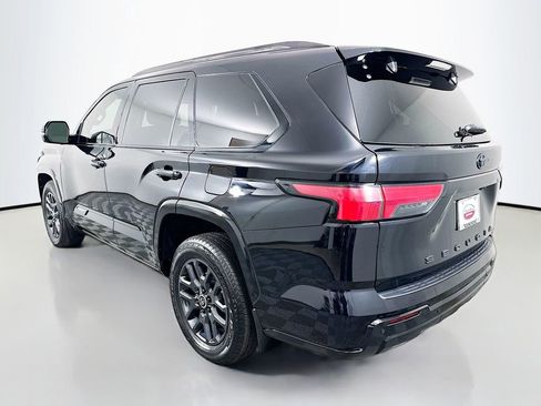 Certified 2024 Toyota Sequoia Platinum image 7