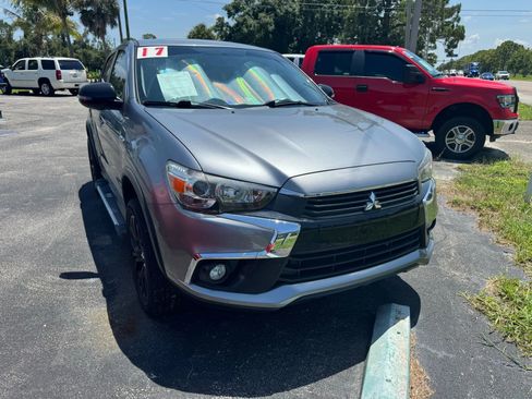 Used 2017 Mitsubishi Outlander Sport LE image 1