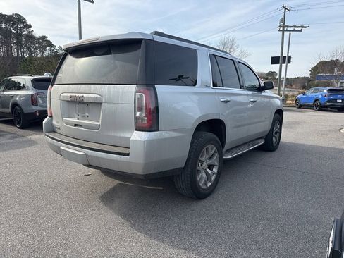Used 2017 GMC Yukon SLE w/ SLE Value Package image 5