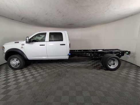 New 2026 RAM 5500 Tradesman AWD/4WD image 8