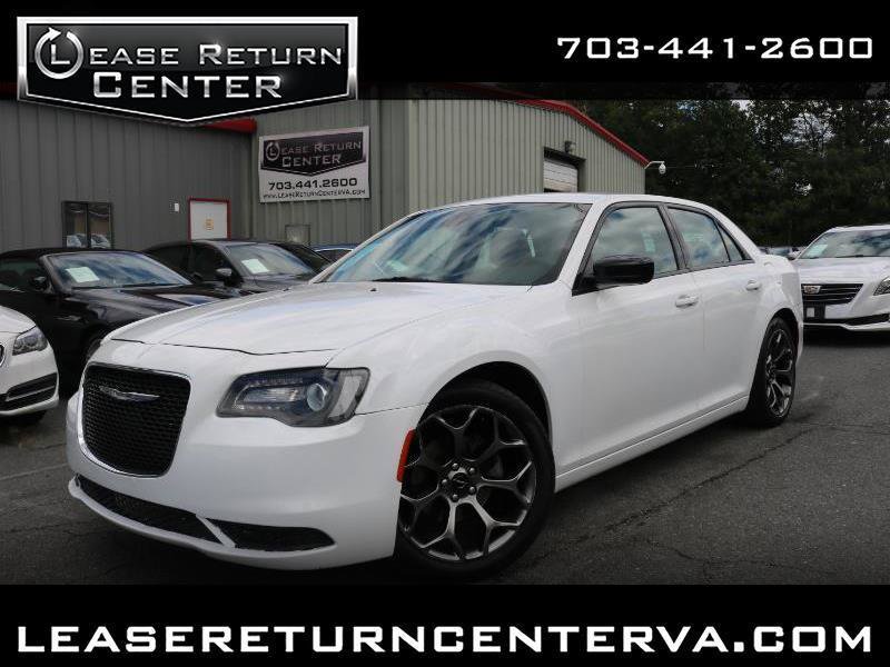 Used 2018 Chrysler 300 Touring w/ Sport Appearance Package RWD image 1