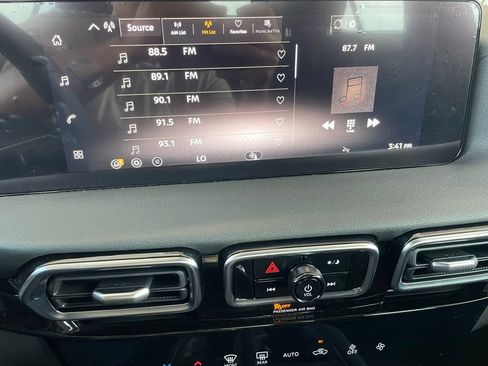 Used 2026 Nissan Sentra SR w/ Floor Mat Package FWD image 15