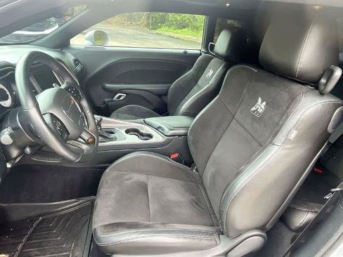 Used 2022 Dodge Challenger R/T Scat Pack w/ Shaker Package RWD image 11