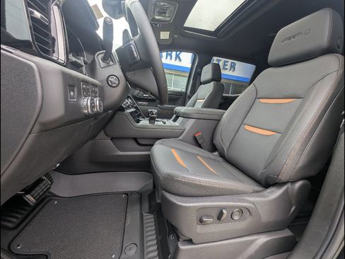 New 2026 GMC Sierra 1500 AT4 w/ AT4 Premium Package AWD/4WD image 15