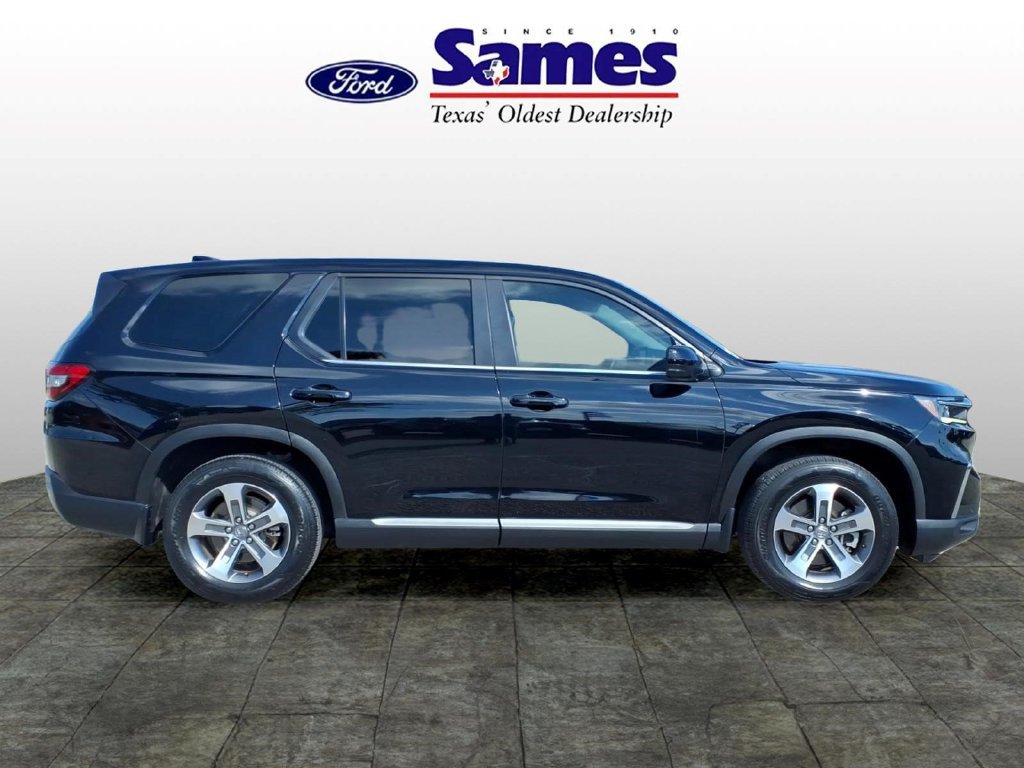 Used 2025 Honda Pilot EX-L image 2