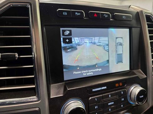 Used 2017 Ford F350 Platinum image 23