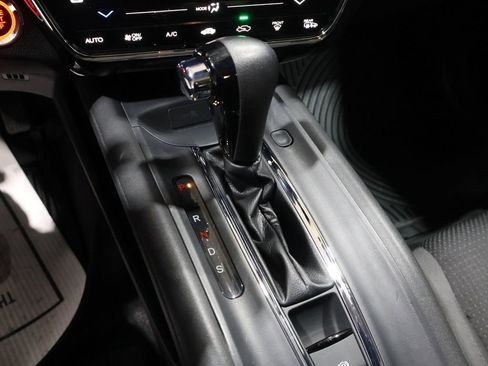 Used 2020 Honda HR-V EX image 32