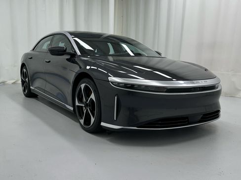 Used 2023 Lucid Air Touring AWD/4WD image 2