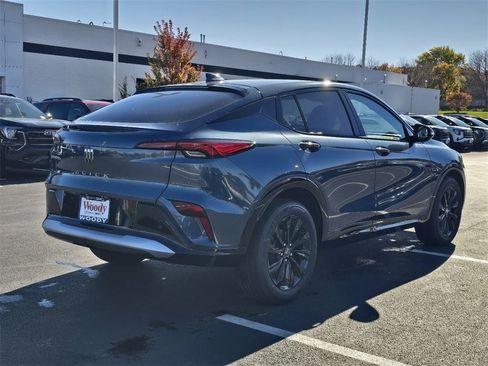 New 2026 Buick Envista Sport Touring image 8