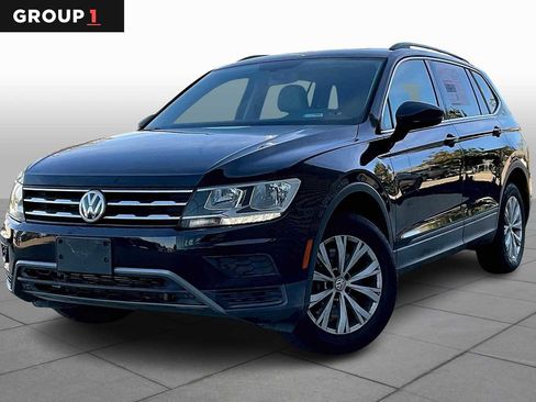 Used 2019 Volkswagen Tiguan SE w/ Panoramic Sunroof Package image 1