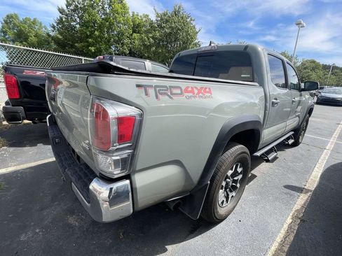 Used 2023 Toyota Tacoma TRD Off-Road AWD/4WD image 27